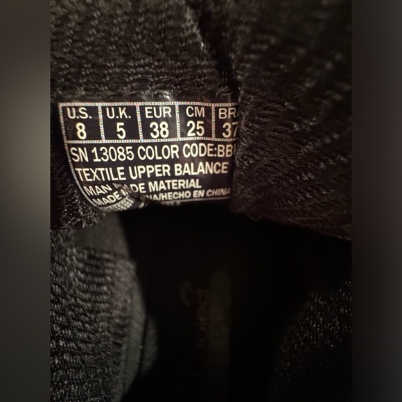 Sketchers women’s size 8 - Picture 5 of 6